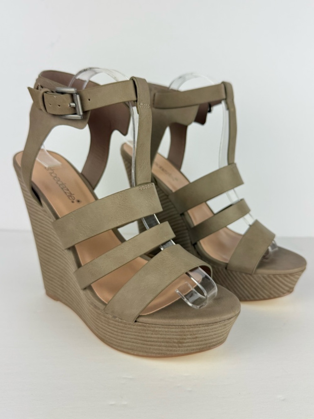 Shoe Dazzle Venita Wedge Sandal Tan Womens 9.5